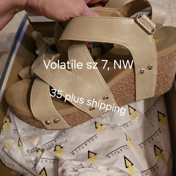 Shoes - Picture 2 of 3